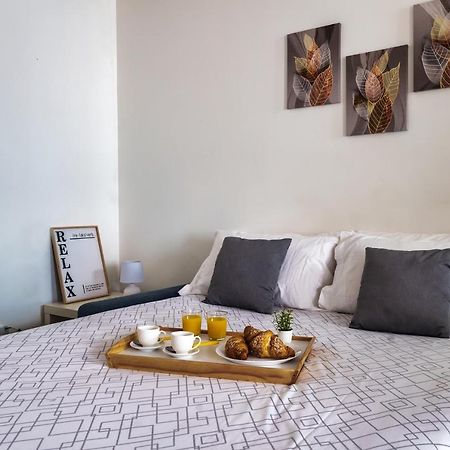 Apartament Duomo In 10 Minutes - Modern Close To Cadorna Station Mediolan Zewnętrze zdjęcie