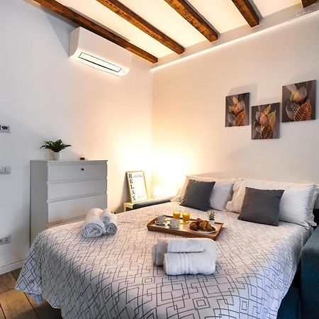 Ambrogio'S Nest - Modern Close To Cadorna Station Mediolan Zewnętrze zdjęcie